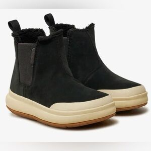 Merrell Women's Marquette Thermo Pull On Waterproof Size 9 NWT